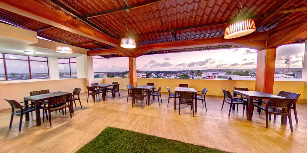 Hostal Espana Puerto Ayora  Buitenkant foto