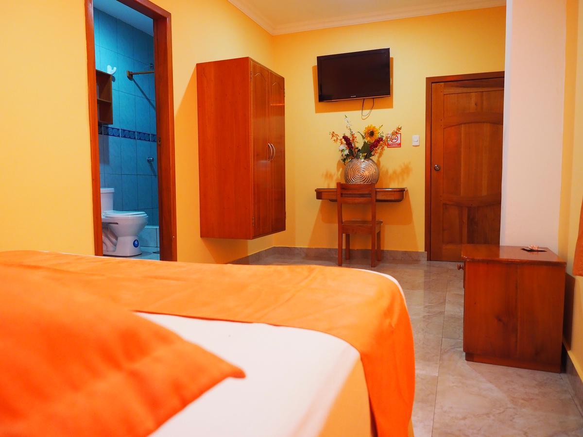 Hostal Espana Puerto Ayora  Buitenkant foto